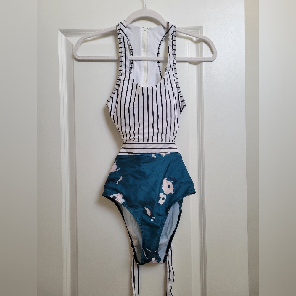 MOLYBELL Women One Piece High Waist Floral Swimsuit Size M